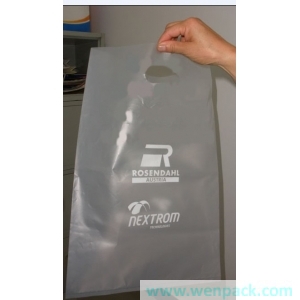 20x30cm custom shopping handle forosted plastic gift bag/plastic packaging bag for garment/printed LOGO promotion bag